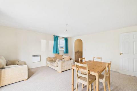 2 bedroom flat to rent, Persimmon Gardens, Cheltenham, GL51