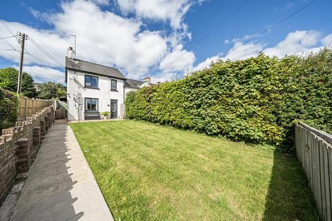 3 bedroom house for sale, North Road, Lampeter
