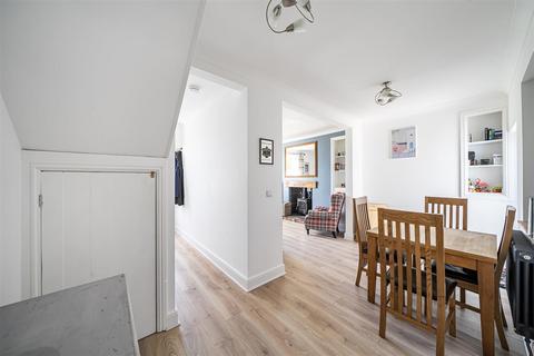 3 bedroom house for sale, North Road, Lampeter