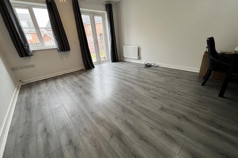 2 bedroom semi-detached house to rent, Ratcliffe Gate, Chelmsford
