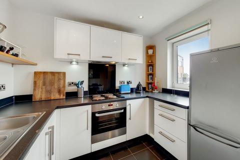 2 bedroom flat for sale, Fairthorn Road, Charlton, London, SE7