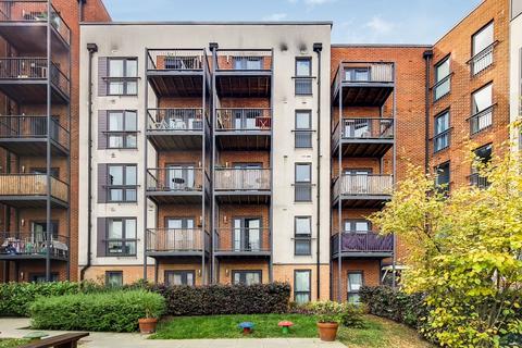 2 bedroom flat for sale, Fairthorn Road, Charlton, London, SE7