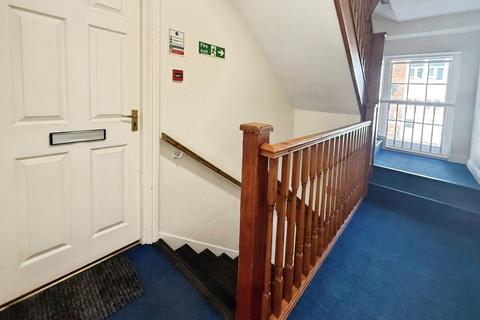 2 bedroom flat for sale, High Cross Street, Cumbria CA8