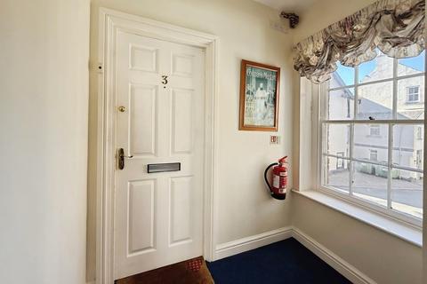 2 bedroom flat for sale, High Cross Street, Cumbria CA8
