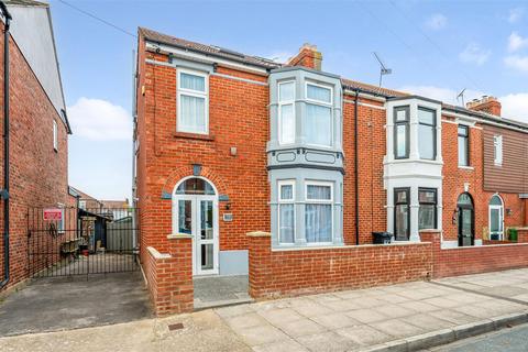 4 bedroom end of terrace house for sale, Madeira Road, Portsmouth