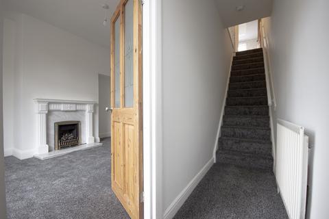 2 bedroom terraced house to rent, Helmsdale Avenue, Gateshead, Tyne and Wear, NE10