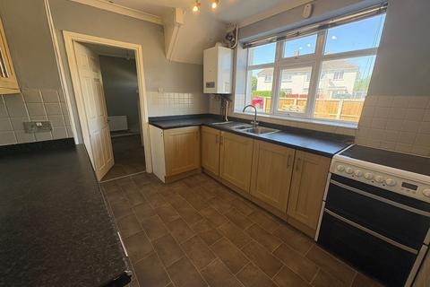 3 bedroom semi-detached house for sale, Elizabeth Road, Newark