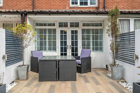 4 bedroom house for sale, Brinton Walk, London SE1