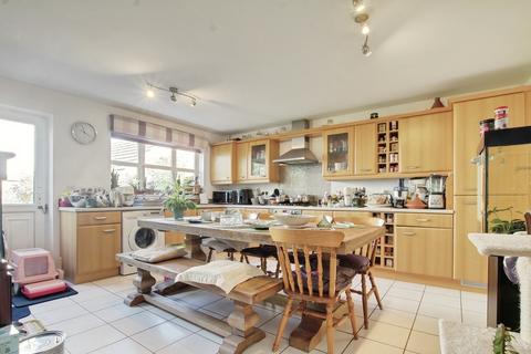 4 bedroom detached house for sale, Juniper Drive, Chatteris