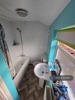 3 bedroom terraced house to rent, Cuthbert Road, Portsmouth, PO1