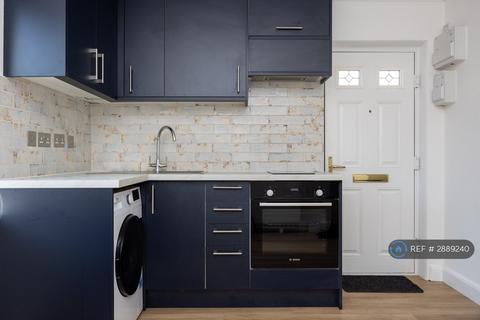 1 bedroom flat to rent, Recreation Road, Guildford, GU1