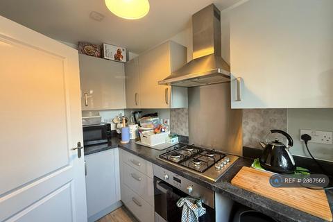 2 bedroom terraced house to rent, Sowthistle Drive, Gloucester, GL2