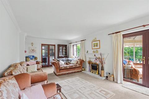 4 bedroom semi-detached house for sale, Bostocks Lane, Sandiacre