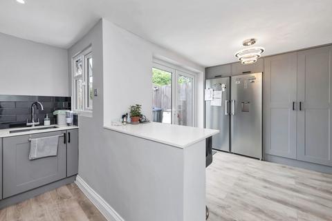 3 bedroom semi-detached house for sale, The Close, Royston SG8