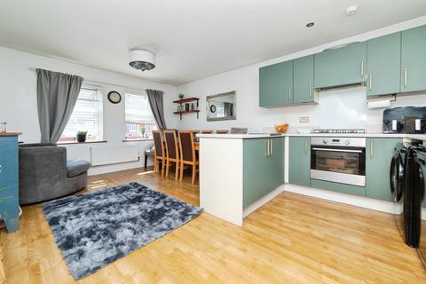 2 bedroom semi-detached house for sale, Parry Rise, Biggleswade, SG18