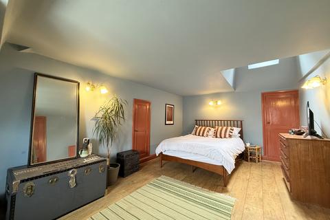 2 bedroom flat to rent, Montpellier Villas, Cheltenham, GL50