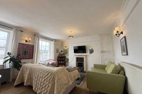2 bedroom flat to rent, Montpellier Villas, Cheltenham, GL50