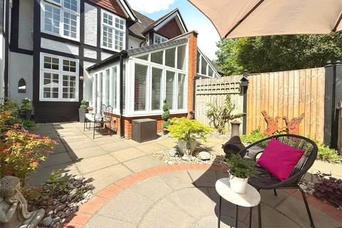 3 bedroom terraced house for sale, Dukes Ride, Berkshire RG45