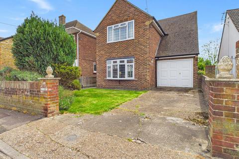 3 bedroom detached house for sale, King Arthurs Drive, Rochester