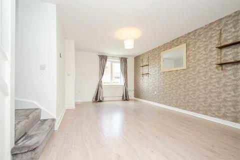 3 bedroom terraced house to rent, Earlswood Way, Cannock WS11
