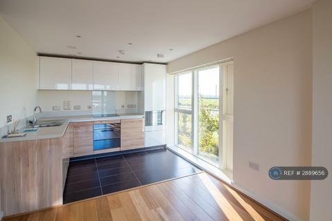 1 bedroom flat to rent, Dakins House, Trumpington, Cambridge, CB2