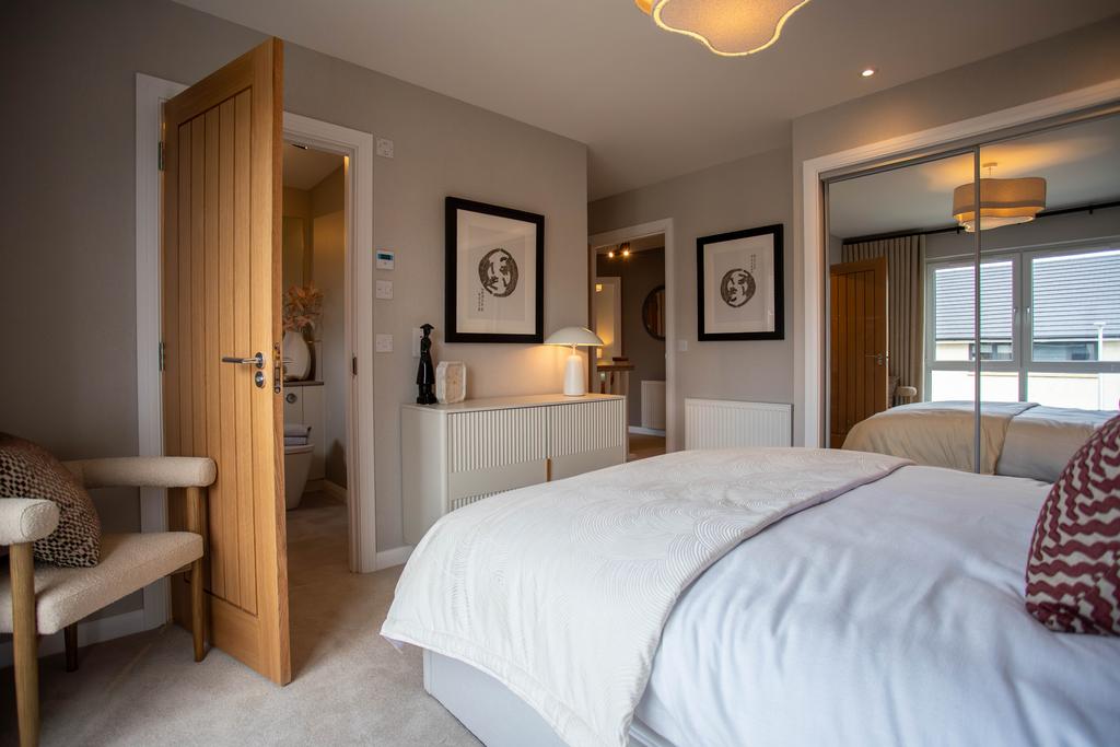 The Etive - showhome master bedroom