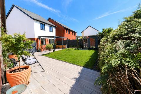3 bedroom detached house for sale, Honey Farm Close, South Molton, Devon, EX36