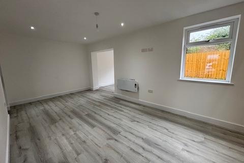 3 bedroom terraced house to rent, Victoria Mews, St. Austell, PL26