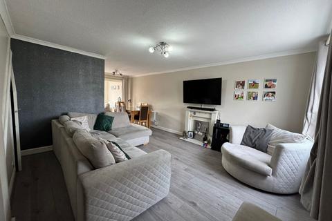 3 bedroom end of terrace house for sale, Dahlia Close, Chelmsford, CM1