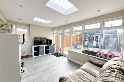 3 bedroom detached house for sale, Dahlia Close, Chelmsford, CM1