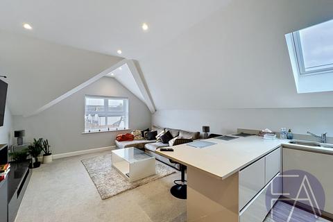 3 bedroom penthouse for sale, 41 Leyland Road, Merseyside PR9