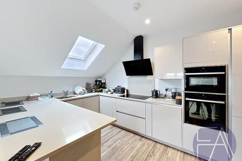 3 bedroom penthouse for sale, 41 Leyland Road, Merseyside PR9