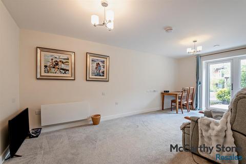 undefined, The Moors, Thatcham