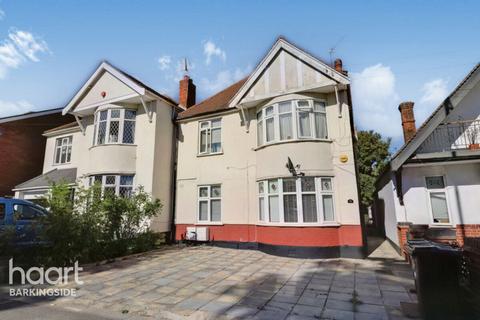 3 bedroom maisonette for sale, Tomswood Hill, Hainault