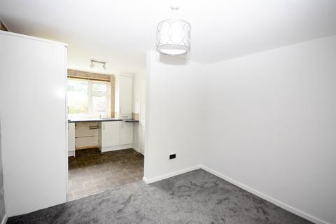 2 bedroom terraced house to rent, Fisherwell Road, Pelaw