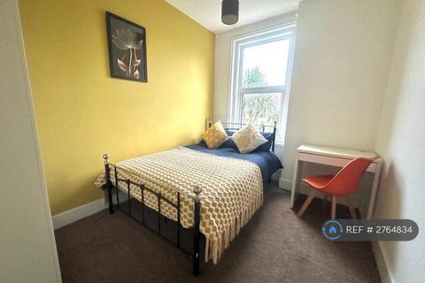 1 bedroom in a house share to rent, Wisborough Road, Southsea, PO5
