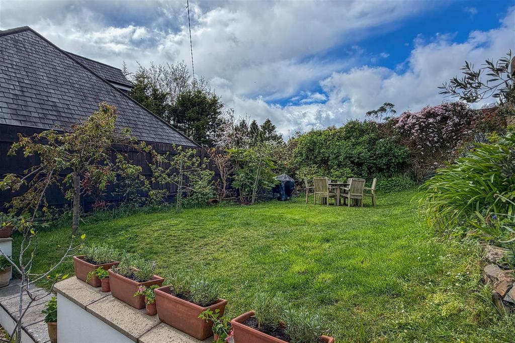 Garden 3.jpeg