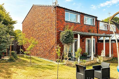 Brickett Close, Ruislip, HA4