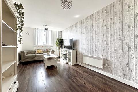 1 bedroom flat for sale, The Landmark, Waterfront West, Brierley Hill, DY5 1 LZ