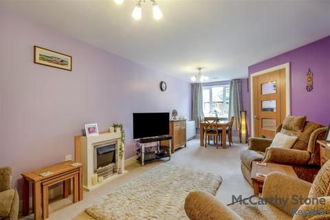 2 bedroom apartment for sale, McKinlay Court, Tresham Close, Kettering