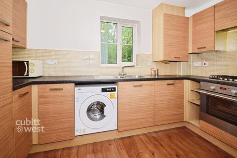 2 bedroom apartment to rent, Whyke Marsh Chichester PO19