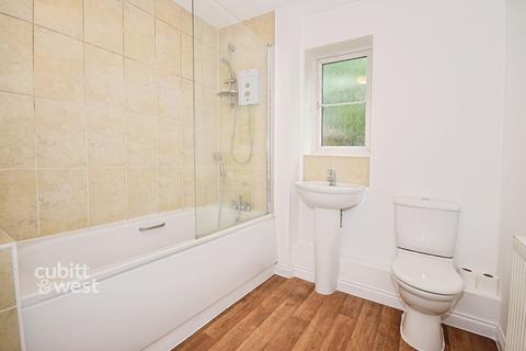 2 bedroom apartment to rent, Whyke Marsh Chichester PO19