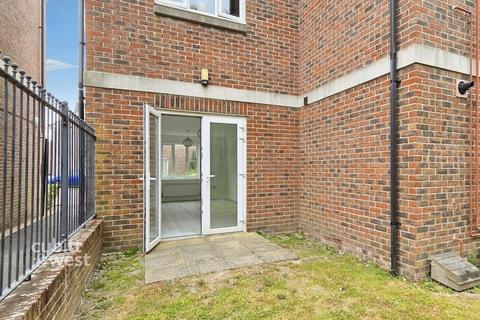 2 bedroom apartment to rent, Whyke Marsh Chichester PO19