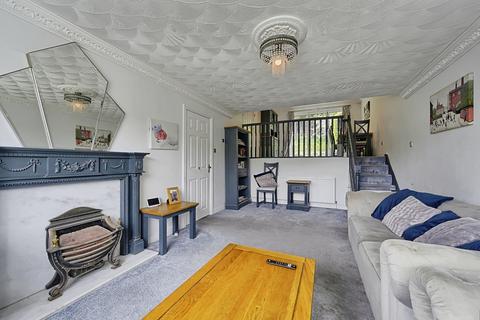 3 bedroom semi-detached house for sale, Gloucester Drive, Oldham, OL3