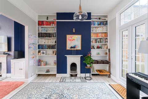 4 bedroom terraced house for sale, Brightfield Road, London, SE12