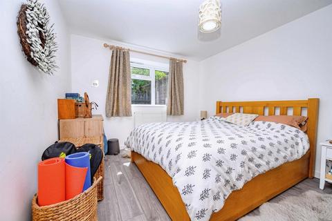 2 bedroom detached bungalow for sale, Cotterells, Hemel Hempstead