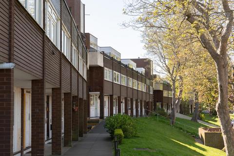 2 bedroom maisonette for sale, Sylvan Road, London SE19