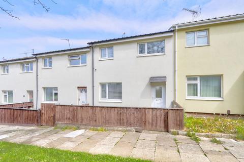 Terraced house - Gorsefields Court, Middlesbrough TS6