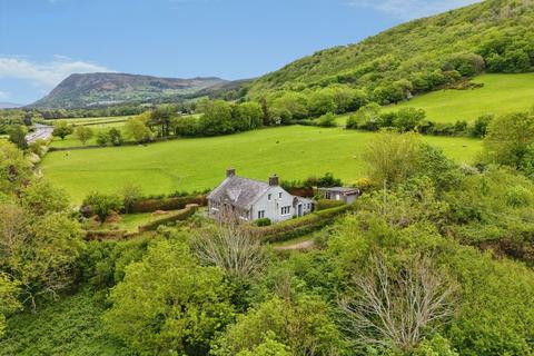 3 bedroom cottage for sale, Sunnyside, Abergwyngregyn, Llanfairfechan, Conwy LL33 0LA
