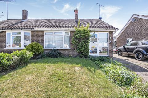 2 bedroom bungalow for sale, Pancroft, Abridge, RM4
